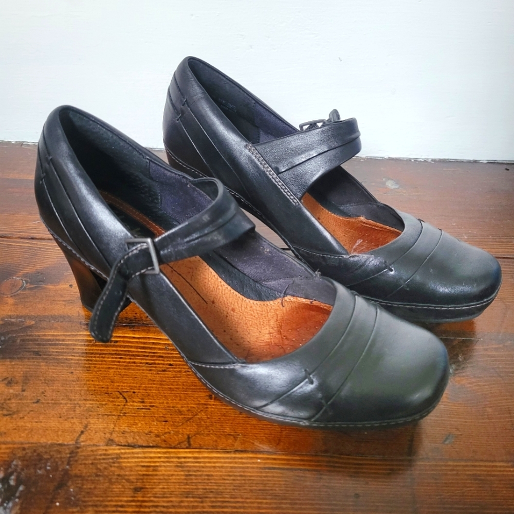 Clarks Mary Jane Pump